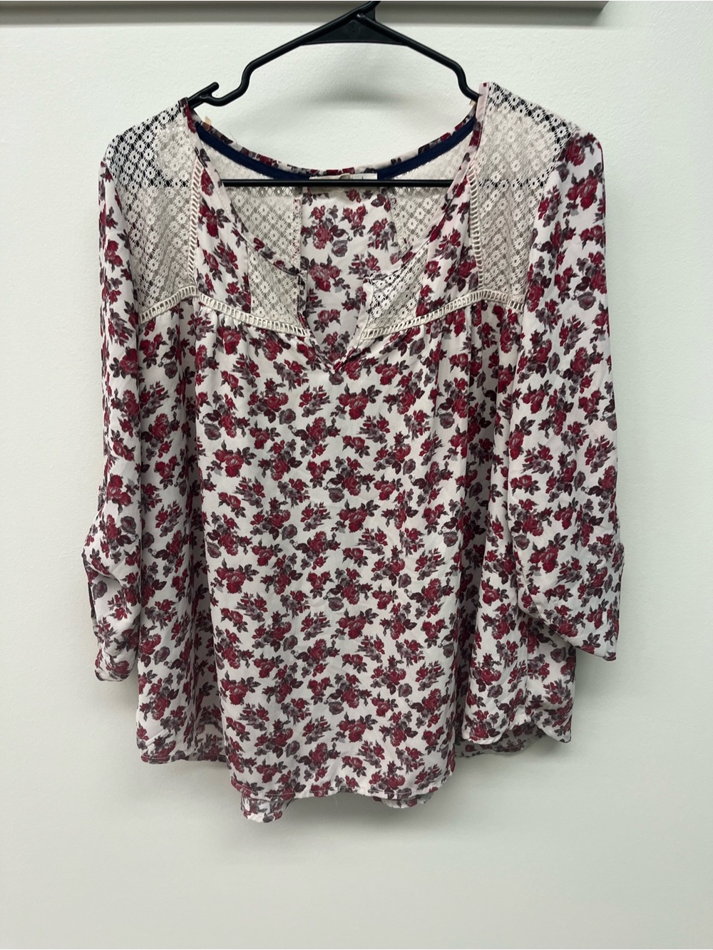 Rewind White Blouse with Red Floral Print and Lace Yoke